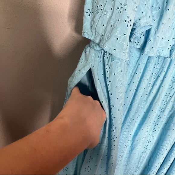 Torrid Maxi Eyelet Strapless Smocked Bodice Dress Size 5 5X blue - Picture 7 of 11